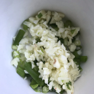 蒜蓉炒青菜的做法步骤：2