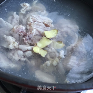 鸡腿红萝卜炖土豆的做法步骤：5