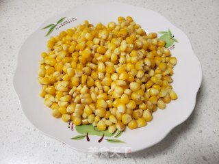 炒玉米粒的做法步骤：2