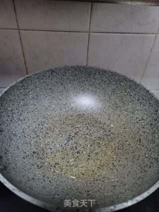 香芹炒鱼片的做法步骤：5