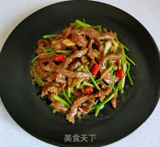 香菜梗炒牛肉的做法步骤：13