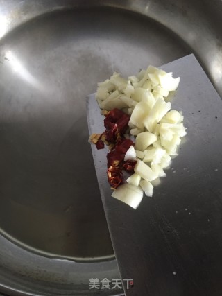 酱焖鲜毛豆的做法步骤：3