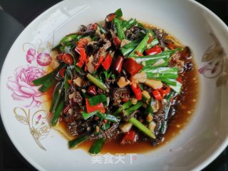 韭菜炒牛百叶的做法步骤：10