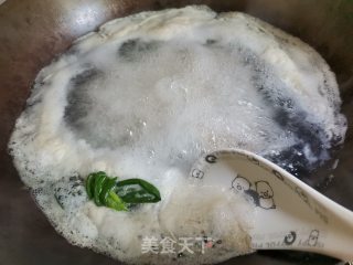 香辣鸡爪的做法步骤：3