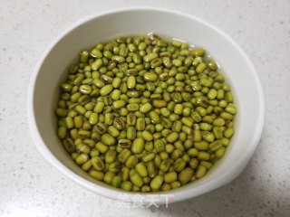 绿豆汤的做法步骤：2