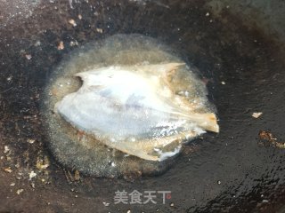红烧小平鱼的做法步骤：3