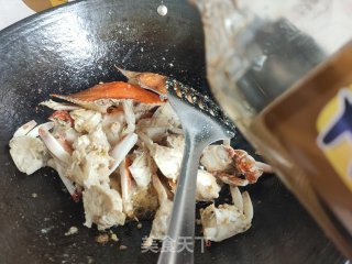 梭子蟹炒青椒的做法步骤：8