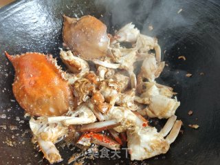 梭子蟹炒青椒的做法步骤：9