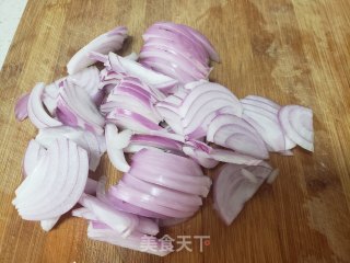玉米粒炒洋葱土豆的做法步骤：4