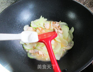 咸鸭蛋炒夜开花的做法步骤：10