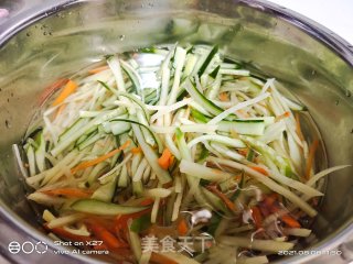 炒三丝的做法步骤：1