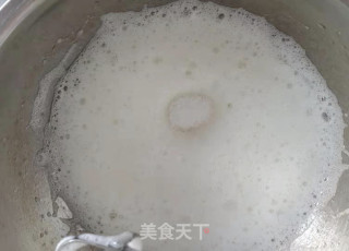 火龙果溶豆棒的做法步骤：4