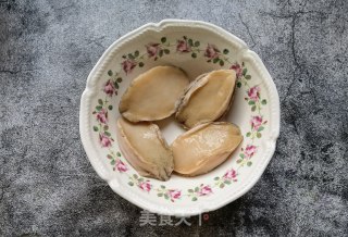 芥兰炒鲍片的做法步骤：1