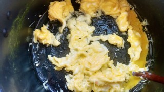 番茄鸡蛋拌面的做法步骤：4