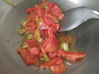 老黄瓜西红柿土豆汤的做法步骤：3