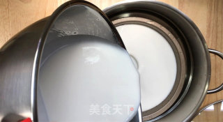 广式白糖糕，材料简单口感醇香，爽口不粘牙，有一种独特的香味。的做法步骤：10