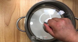 广式白糖糕，材料简单口感醇香，爽口不粘牙，有一种独特的香味。的做法步骤：11