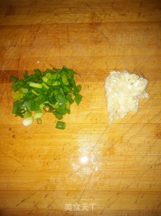 火腿青菜炒面的做法步骤：3