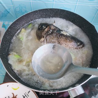 黑鱼汤的做法步骤：8