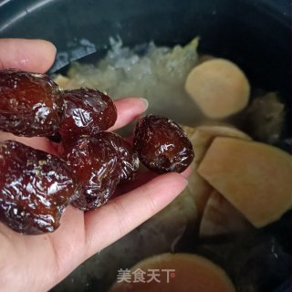 银耳红薯糖水的做法步骤：9