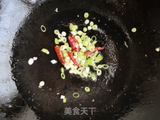 山药黑木耳炒鸡蛋的做法步骤：4