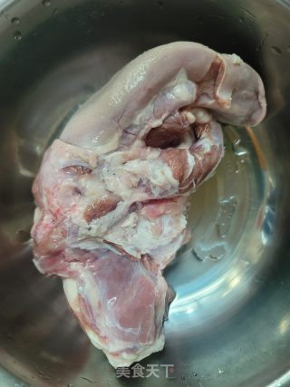 香卤猪脷的做法步骤：1