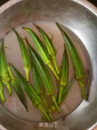青芥秋葵的做法步骤：1