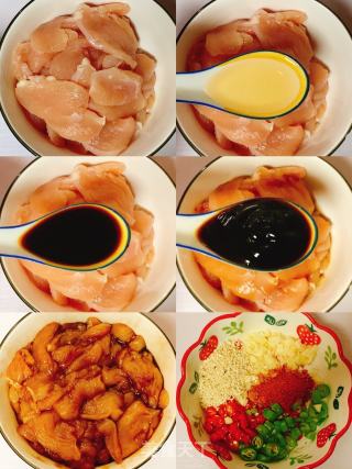 鸡胸肉这样做分分钟光盘！香辣过瘾超下饭的做法步骤：1