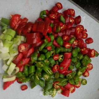 肉末炒线椒丁的做法步骤：4