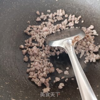 肉末炒线椒丁的做法步骤：10