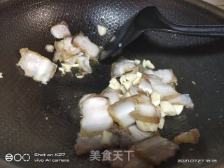 五花肉炒黄瓜的做法步骤：3