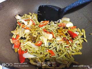 肉末炒酸豆角糟白菜的做法步骤：4