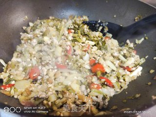 肉末炒酸豆角糟白菜的做法步骤：7