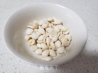 杏仁米糊的做法步骤：1