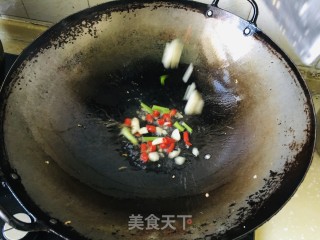 豇豆菜脯炒鸡蛋的做法步骤：7