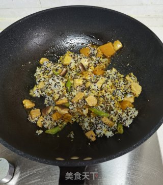 南瓜鸡肉豆角藜麦饭的做法步骤：10
