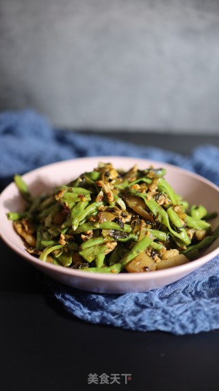 豆角酸菜炒肉片的做法步骤：9