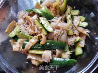 黄瓜拌海蜇魔芋丝的做法步骤：17