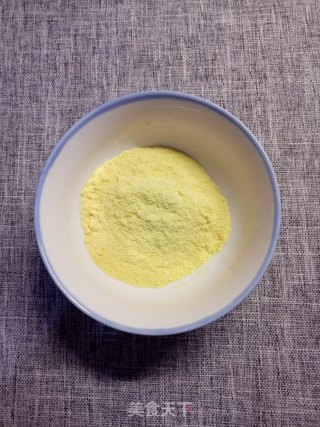 玉米面粥的做法步骤：1