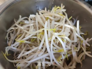 豆芽炒三丝的做法步骤：3