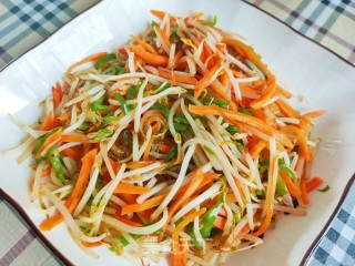 豆芽炒三丝的做法步骤：12