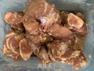 豆豉蒜蓉蒸排骨的做法步骤：1