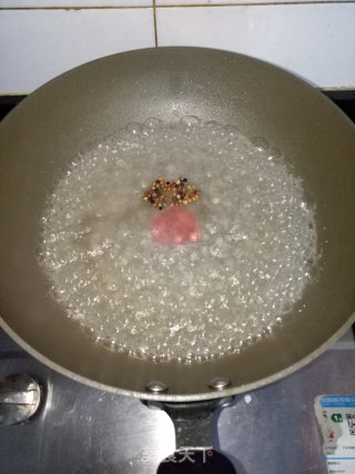 柠檬泡椒虾的做法步骤：1