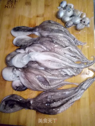 小炒八爪鱼的做法步骤：1