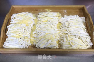 筋道鲜美的肉末豇豆手擀面的做法步骤：4