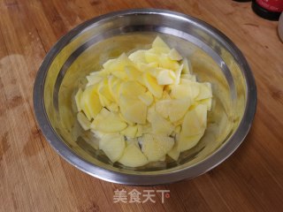红烧卤肥肠的做法步骤：4