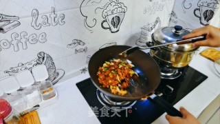 红烧卤肥肠的做法步骤：8