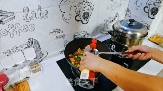 红烧卤肥肠的做法步骤：14