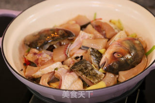 生啫鱼头煲的做法步骤：10