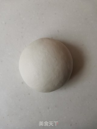咸蛋黄芋泥饼的做法步骤：1
